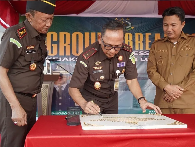 Groundbreaking Mess Kejari Luwu Utara, Kajati Sulsel Harap Kekompakan dan Integritas Makin Kuat