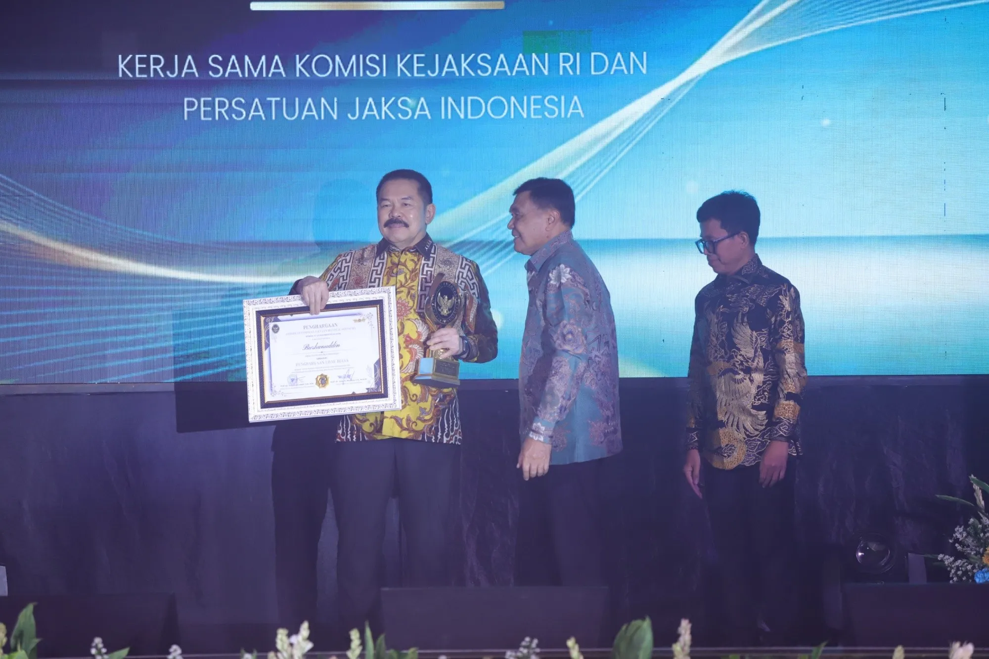 Apresiasi Malam Anugerah Komisi Kejaksaan, Jaksa Agung Sebut Pengawasan Eksternal Kunci Menjaga Integritas Institusi
