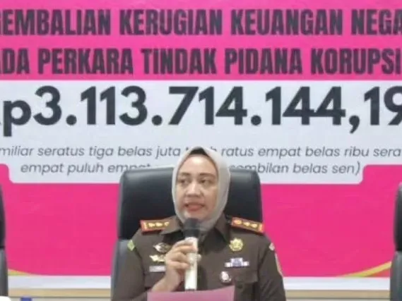 Kepala Kejaksaan Negeri (Kajari) Lombok Tengah Dr. Putri Ayu Wulandari S.H., M.H.