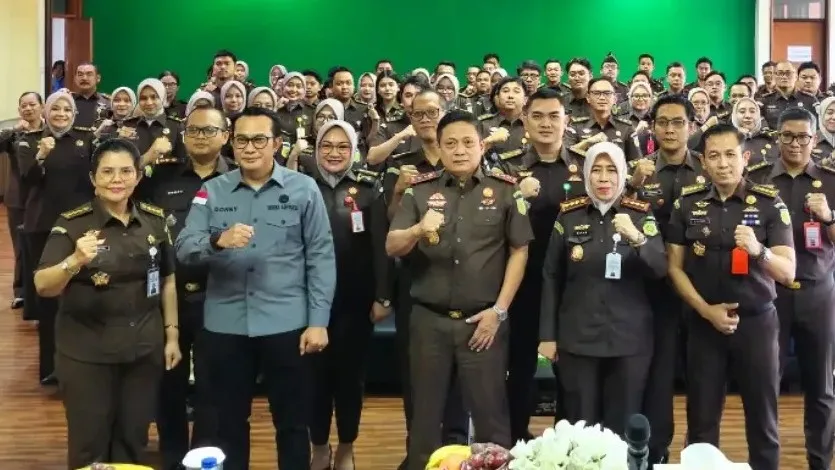 Kajati Jabar melakukan kunjungan kerja Kejari Kab Bandung