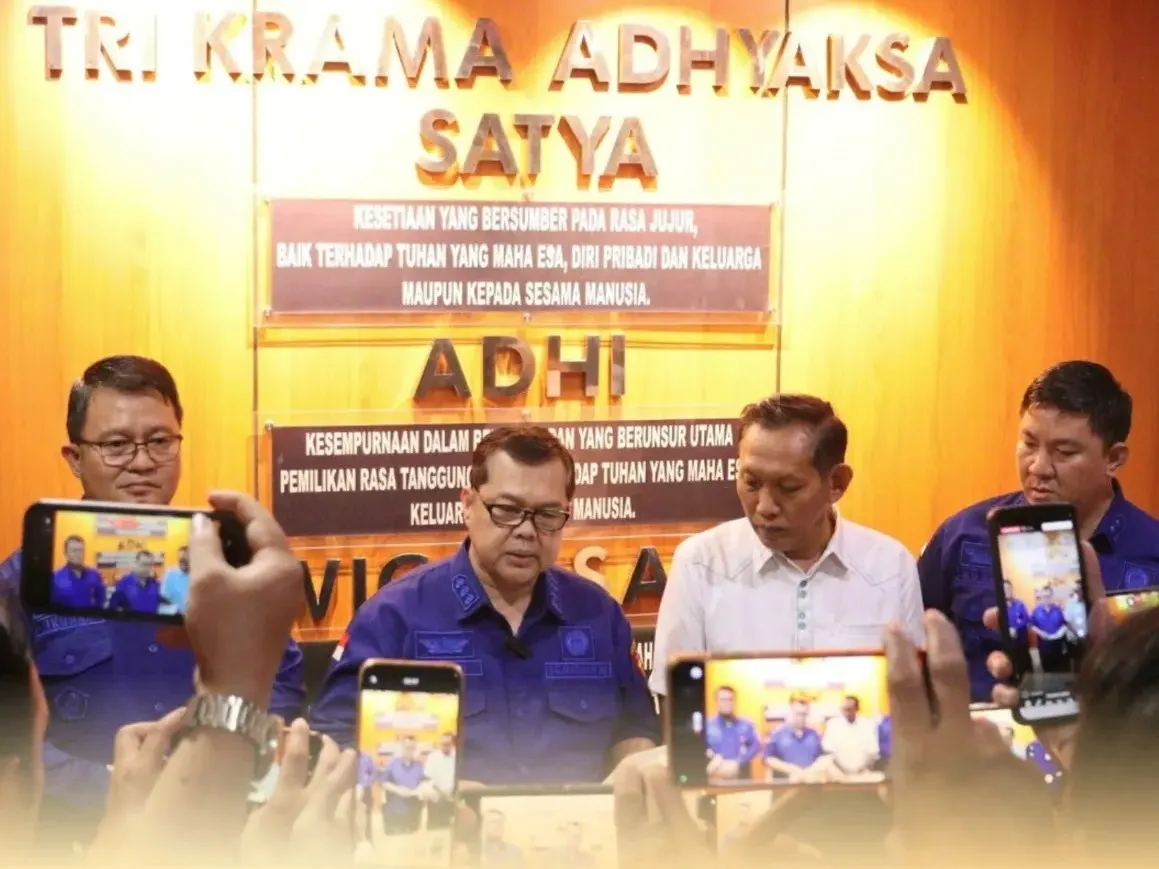 Kerugian Negara Rp45 Miliar, Kejati Sulut Tetapkan Mantan Kadis ESDM dan WNA Tiongkok Tersangka Dugaan Korupsi Pengelolaan Tambang Emas PT HWR