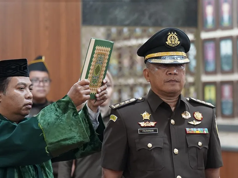 Kajati Dr. Sila H. Pulungan Lantik Kolonel Chk. Zulkarnain, S.H., M.H. Sebagai Aspidmil Kejati Sulsel