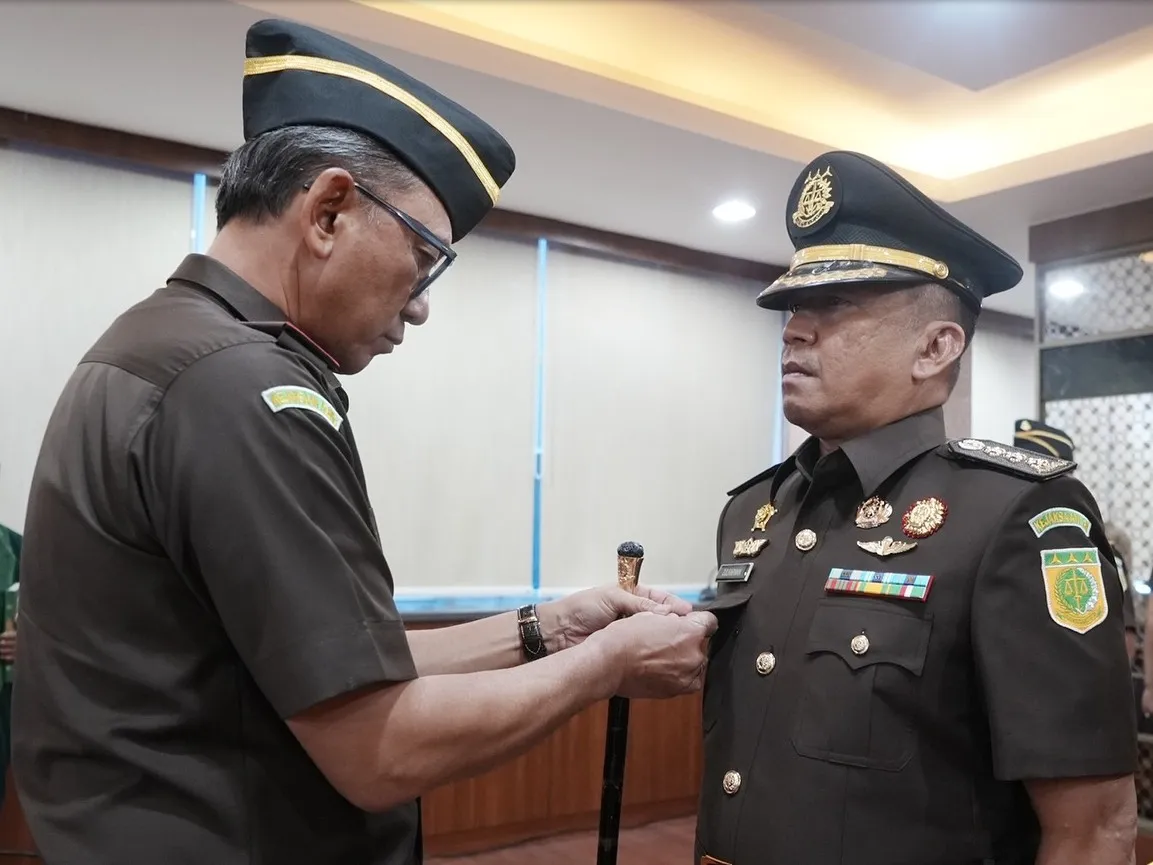 Kajati Dr. Sila H. Pulungan Lantik Kolonel Chk. Zulkarnain, S.H., M.H. Sebagai Aspidmil Kejati Sulsel