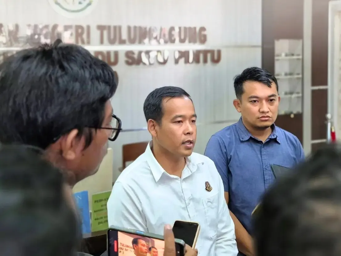 Kepala Seksi Intelijen Kejari Tulungagung Roni S.H.