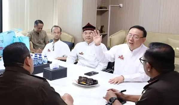 Sambut Audiensi Yayasan Haji Muhammad Cheng Hoo Indonesia, Kejati Jatim Apresiasi Sinergi untuk Kemaslahatan Umat