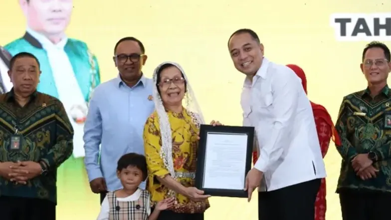 Program Pengangkatan Perwalian Anak Serentak dan Terintegrasi Kejati Jatim Beri Kepastian Hukum Bagi 445 Anak