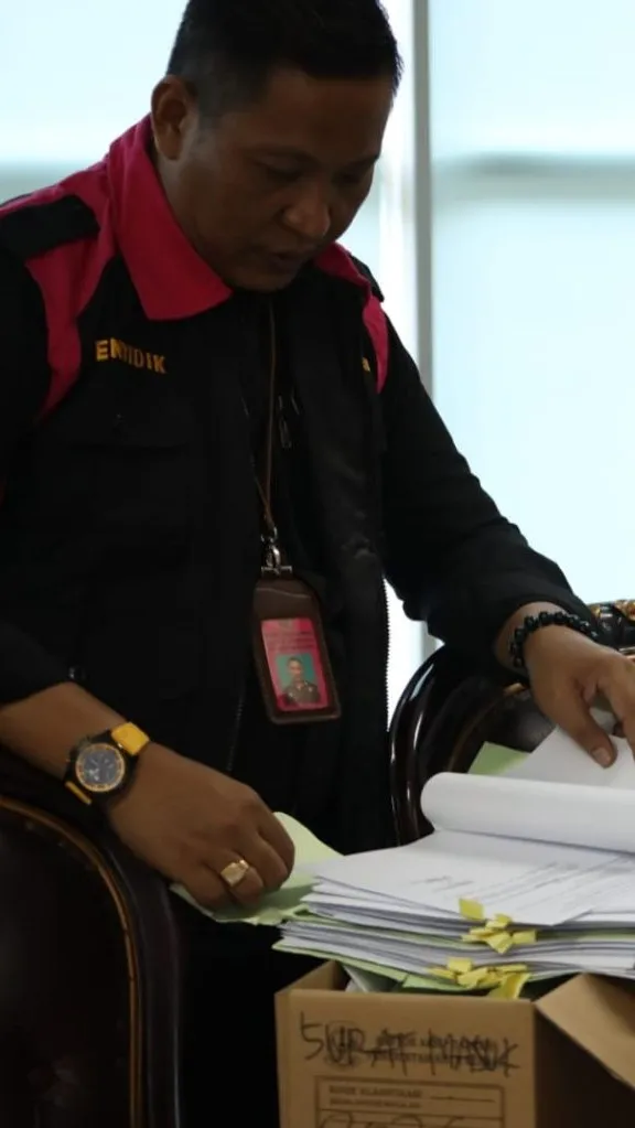 Kejari Kota Bekasi Gelar Penggeledahan di 3 Lokasi Terkait Dugaan Korupsi Pungli MCK di Pasar Bantargebang