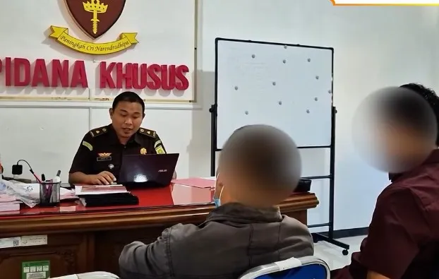 Modus Tersangka