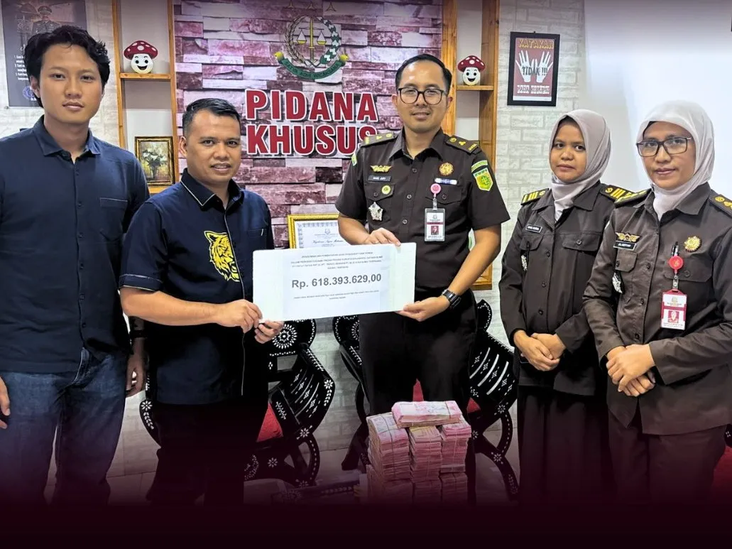 Kejari Mataram Pulihkan Kerugian Negara Rp618,39 juta dari Perkara Korupsi  KSO Lombok City Center