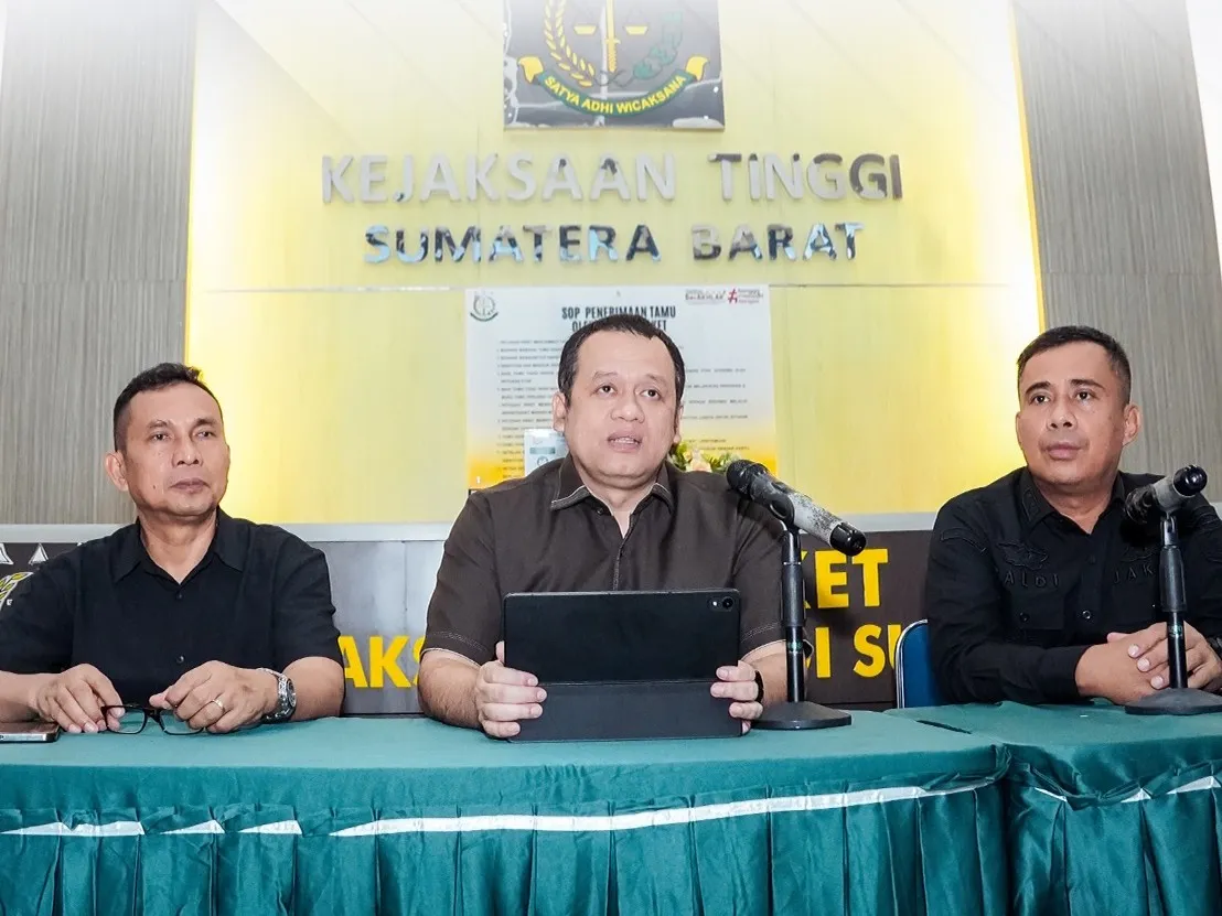 Dalami Dugaan Kredit Macet Bank Nagari, Kejati Sumbar Periksa Kepala OJK Provinsi Terkait Pengawasan Pemberian Pinjaman Perbankan