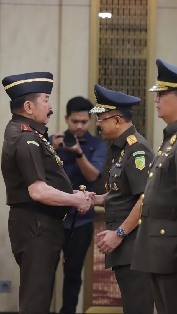 Lantik Pejabat Utama Kejagung, Jaksa Agung Ingatkan Jaga Soliditas dan Perkuat Marwah Institusi