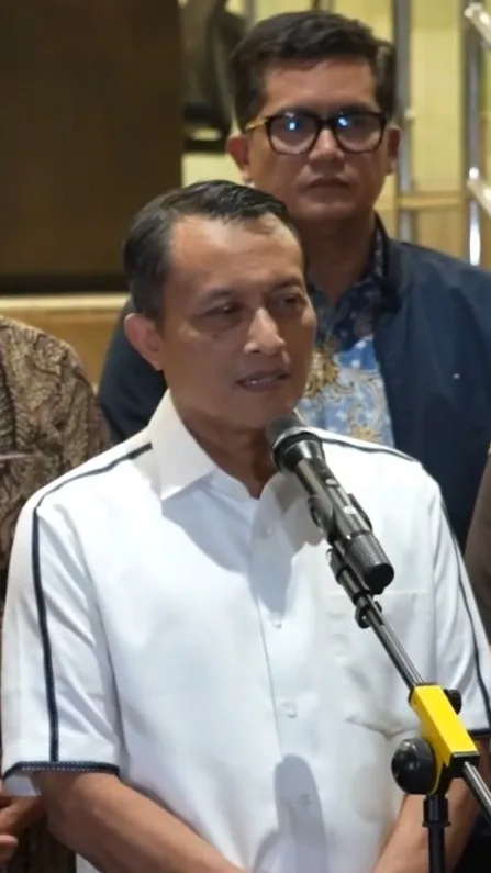 Tim Sembilan Tetapkan Mantan Jampidsus FA Sebagai Tersangka Perkara Dugaan TPPU, Ditahan di Rutan KPK