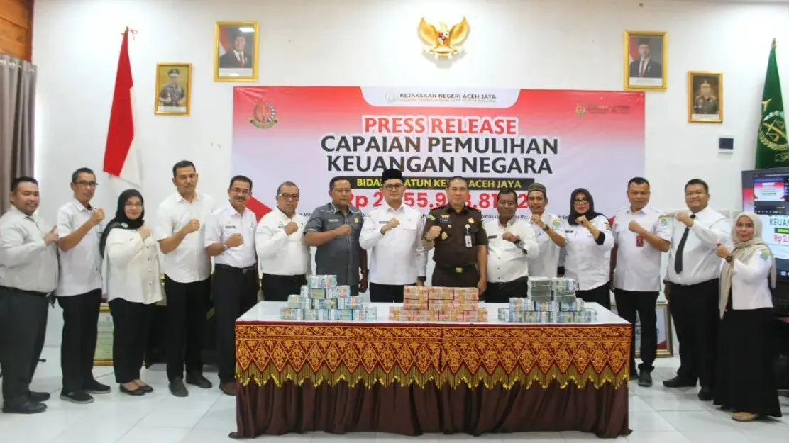 Kejari Aceh Jaya Pulihkan Keuangan Negara Rp2,05 Miliar dari Hasil Pendampingan Hukum Nonlitigasi Temuan BPK