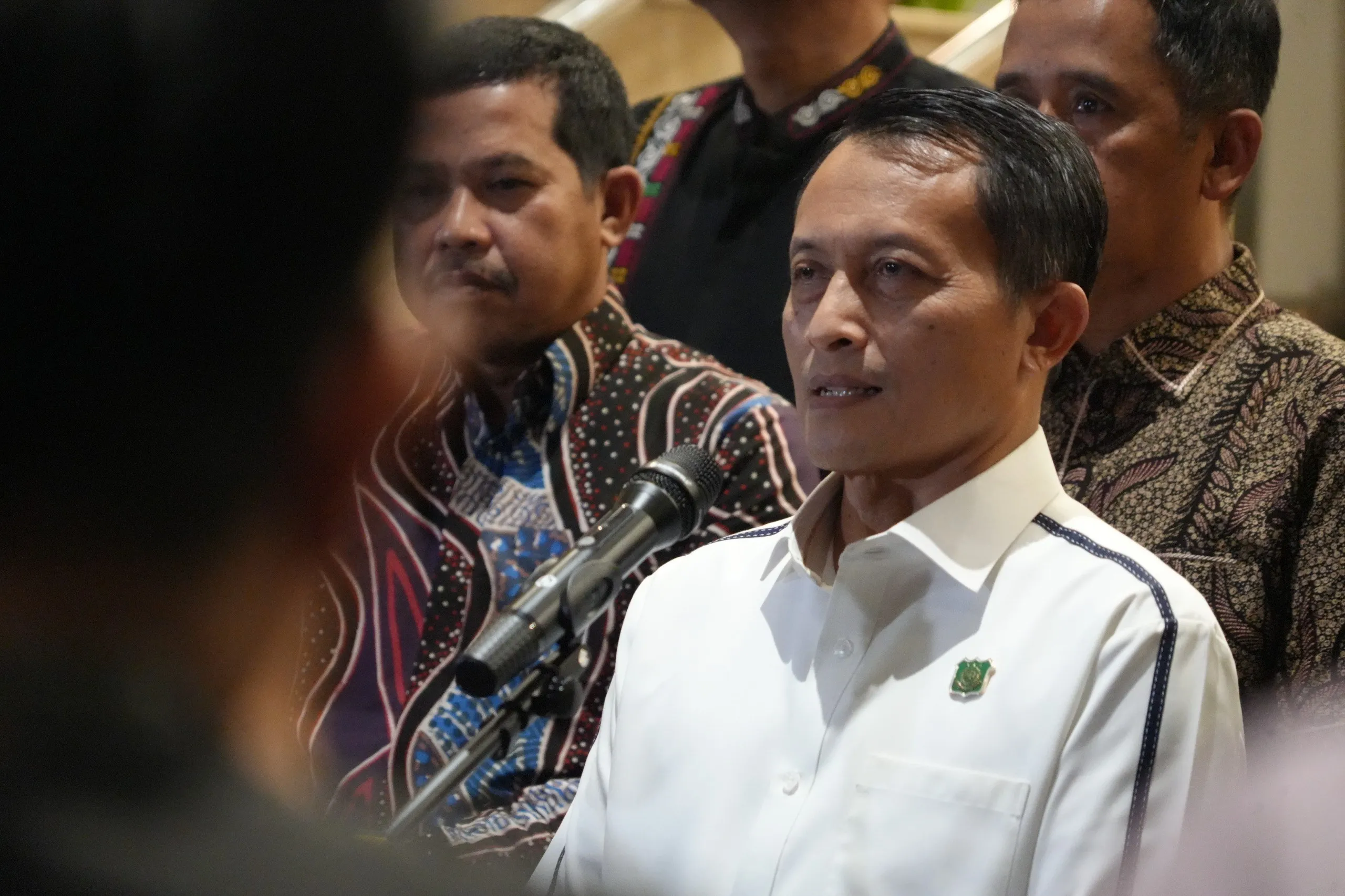 Jamwas selaku Koordinator Tim Sembilan Kejagung bersama tim jaksa dan Kapuspenkum