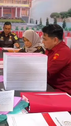 4 Tersangka dan Barang Bukti Perkara Korupsi Pengelolaan Beasiswa BPSDM Dilimpahkan ke Penuntut Umum Kejari Aceh