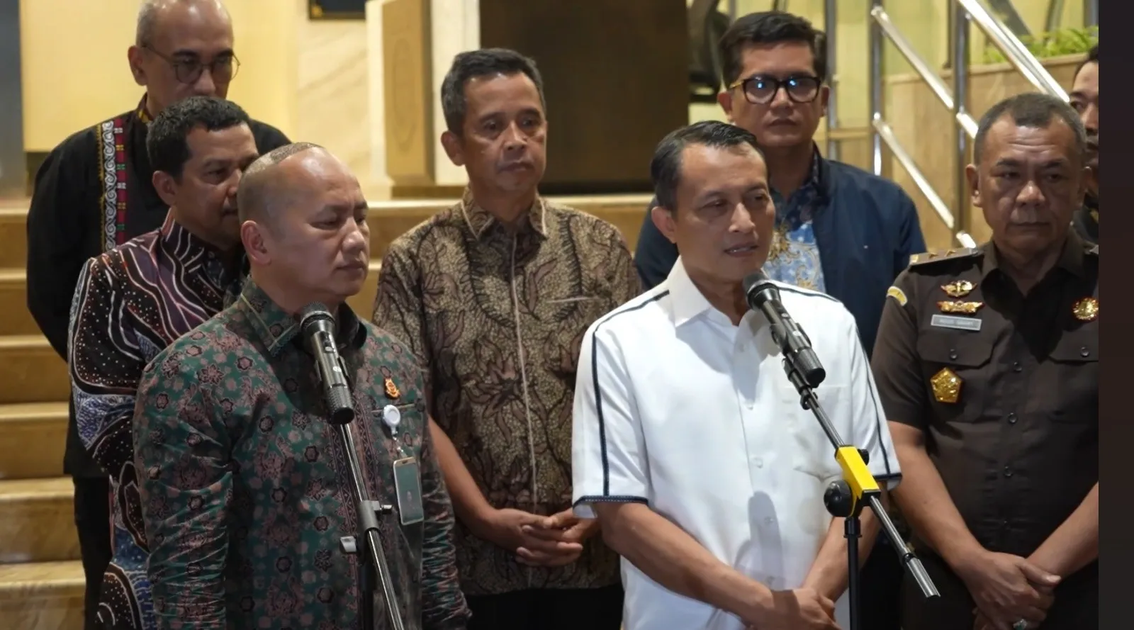 Tim Sembilan Kejagung Periksa 8 Orang Saksi  Terkait Perkara TPPU Tersangka FA