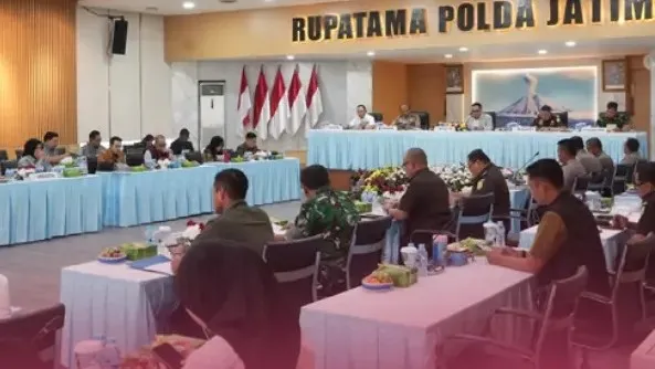 Kajati Jatim Sampaikan Masukan Strategis Penyusunan RUU Penyadapan Saat Menghadiri Kunker Baleg DPR RI