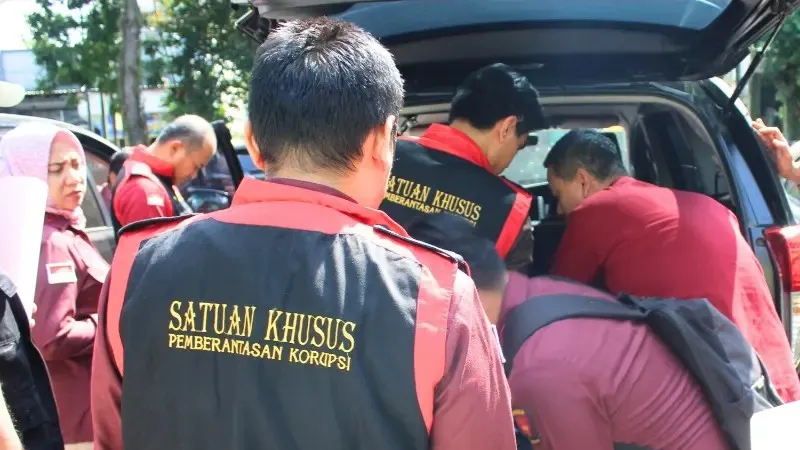 Kejari Malang Geledah Kantor Dinkes Terkait Penyidikan Perkara Pengadaan Ambulance