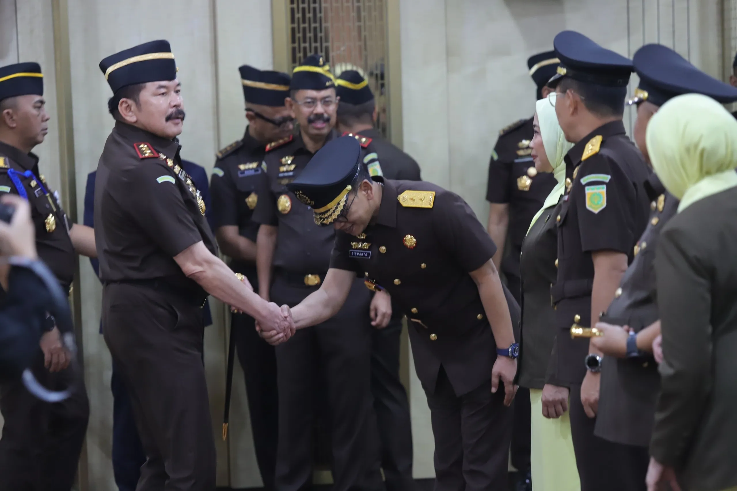 Lantik Kajati dan Pejabat Eselon II Kejagung, Jaksa Agung Beri Pesan Pemulihan Marwah Institusi