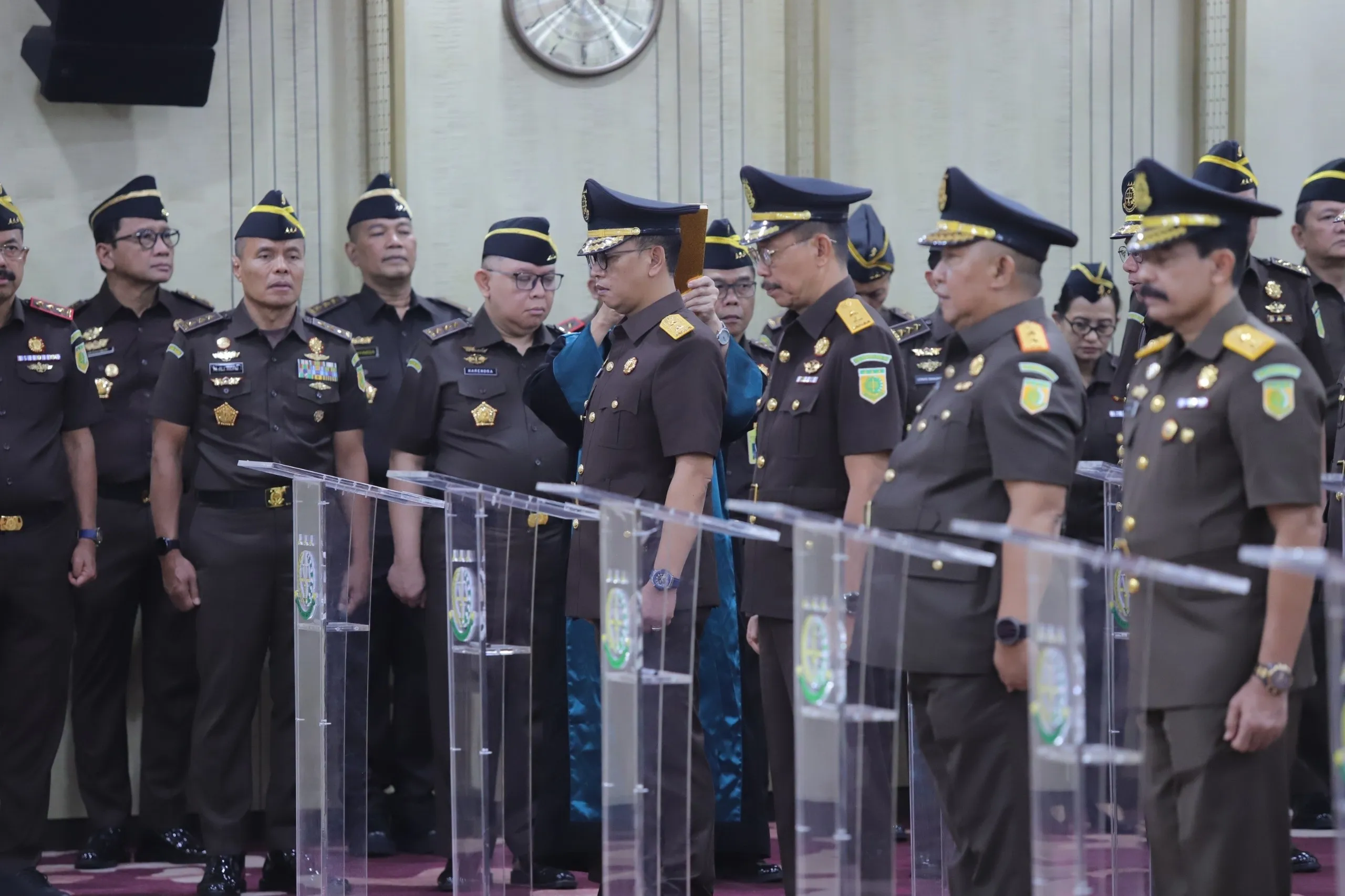 Lantik Kajati dan Pejabat Eselon II Kejagung, Jaksa Agung Beri Pesan Pemulihan Marwah Institusi