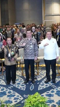 Buka Bimtek SLiMS-OPAC, Kajati Jatim Dorong Transformasi Digital Perpustakaan Kejaksaan
