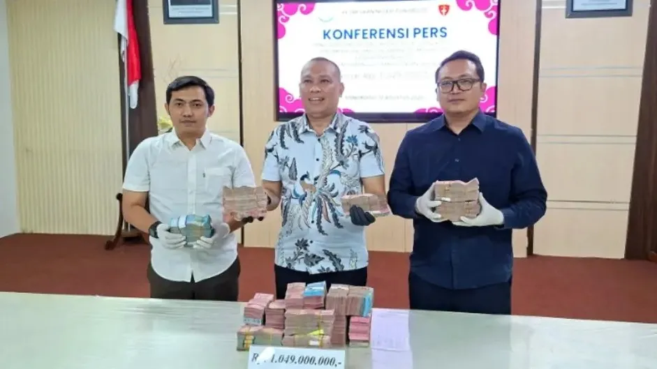 Kejari Ponorogo Sita Uang Total Rp3,03 Miliar dalam Perkara Dugaan Korupsi Tunjangan Perumahan DPRD
