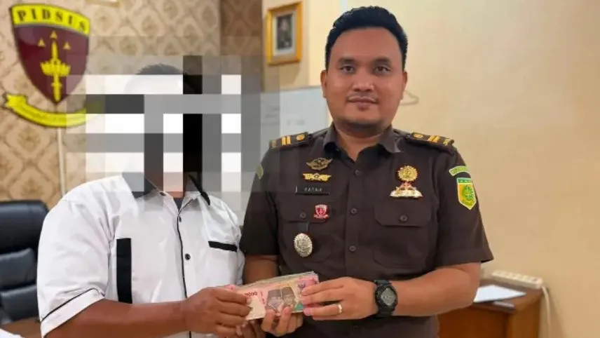 Kejari Tulang Bawang Terima Uang Pengembalian kerugian Keuangan Negara Rp504,68 Juta dalam Perkara Dugaan Korupsi di Bawaslu