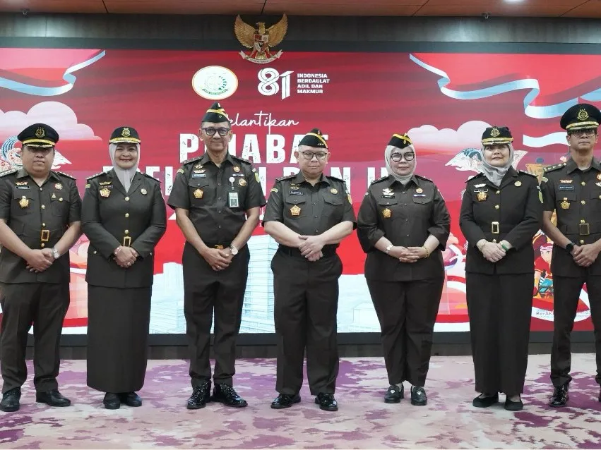 Jamdatun Prof (HC) Dr. R. Narendra Jatna, S.H., L.LM lantik 4 pejabat baru