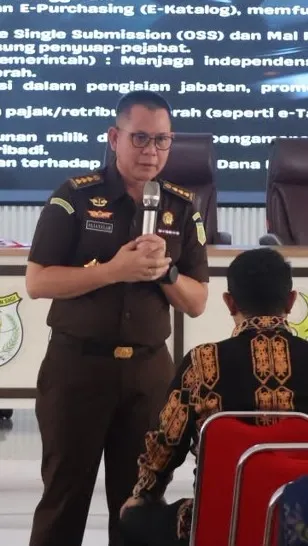 Kejari Sigi Ukir Capaian Pendampingan Hukum, Puspenkum Kejagung Gelar Penyuluhan Anti Korupsi kepada Jajaran Pemerintah Setempat