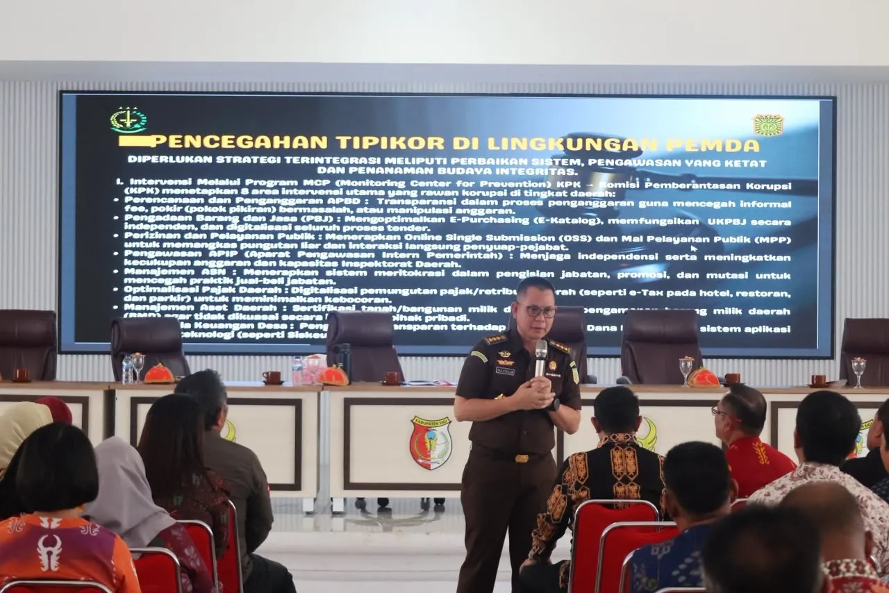 Kejari Sigi Ukir Capaian Pendampingan Hukum, Puspenkum Kejagung Gelar Penyuluhan Anti Korupsi kepada Jajaran Pemerintah Setempat