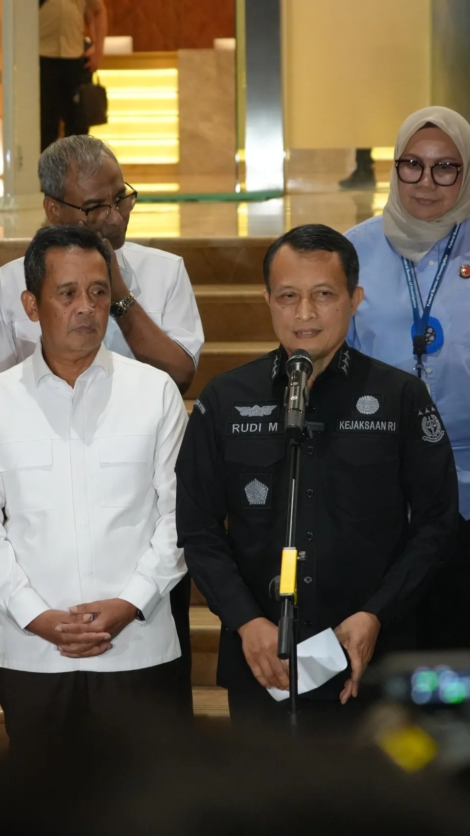 Tim Sembilan Periksa 4 Orang Saksi Terkait Penanganan Perkara FA