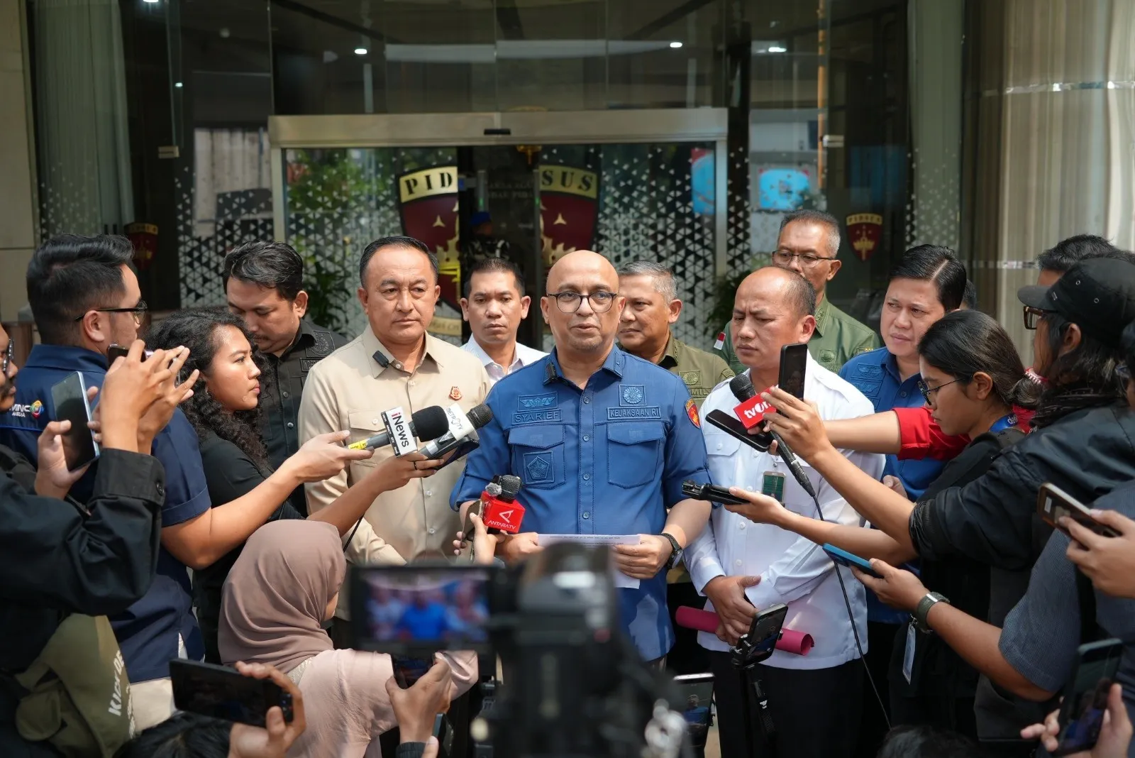 JAM PIDSUS Kejagung Periksa 6 Orang Saksi Perkara Tata Kelola MBG di BGN, Salah Satunya Pemasok Ompreng