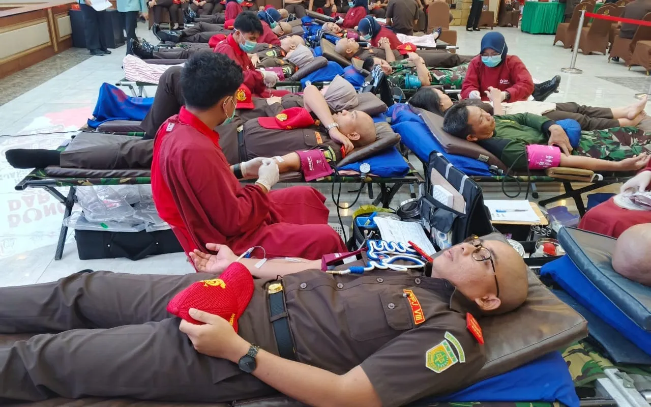 Sambut Hari Lahir Kejaksaan RI ke-81, Kejagung Gelar Aksi Sosial Donor Darah