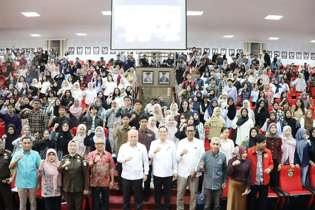 Kabadiklat Kejaksaan RI Perkenalkan Trisula Hukum Digital dalam Kuliah Umum Fakultas Hukum Universitas Hasanuddin