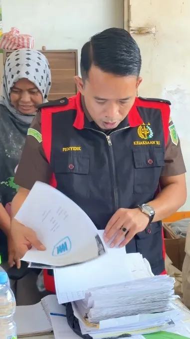 Kejari Subang Geledah 3 Lokasi Terkait Perkara Dugaan Korupsi Pupuk Bersubsidi