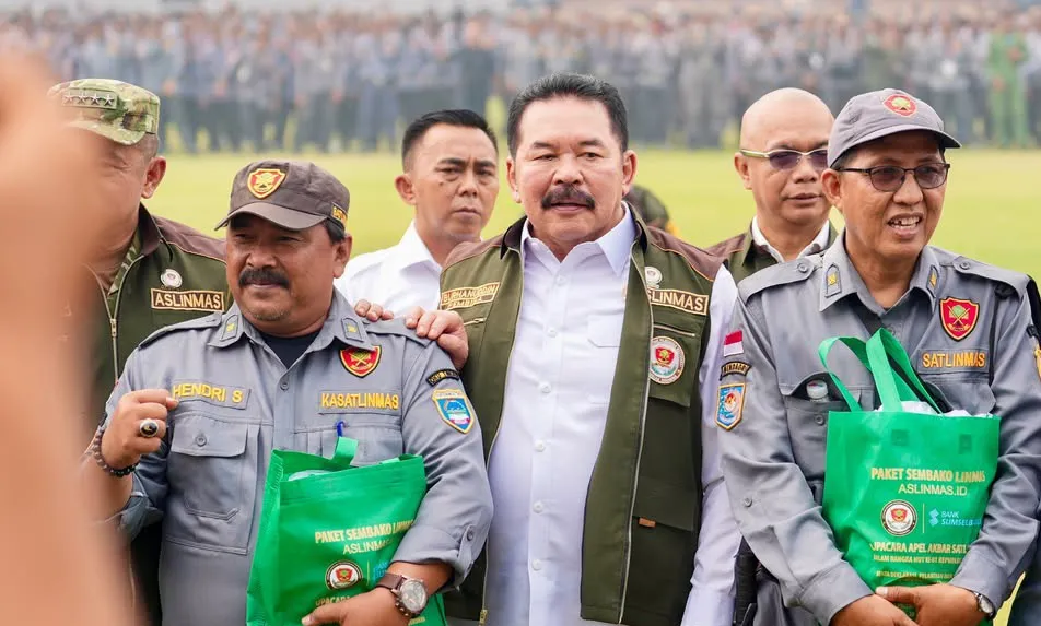 Jaksa Agung RI, ST Burhanuddin saat menghadiri Deklarasi Nasional Asosiasi Perlindungan Masyarakat (Aslinmas) di Palembang, Sumatera Selatan