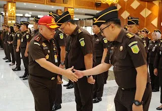 Kabadiklat Kejaksaan RI, Dr Harli Siregar, S.H., M.Hum menutup secara resmi  Pelatihan Manajemen Risiko Angkatan I dan II Tahun 2026