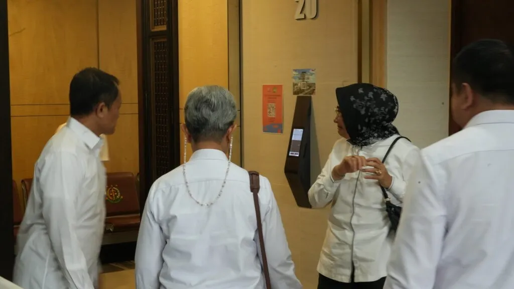 Usulkan Pemberhentian FA Sebagai Jaksa