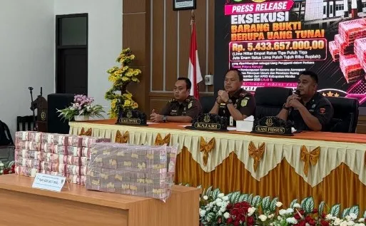 Kejari Mimika Eksekusi Uang Pengganti Rp5,43 Miliar dari Perkara Korupsi Proyek Aerosport