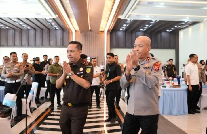 Perkuat Integrasi Sistem Peradilan, Kejati Banten Tandatangani PKS Persidangan Pidana Secara Elektronika