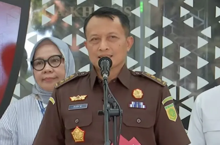 Jamwas Dr Rudi Margono selaku Koordinator Tim Sembilan