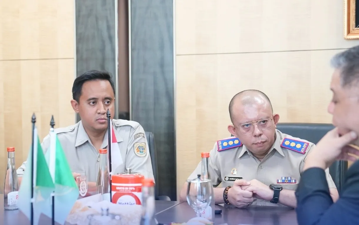 Dukung Pengembangan Adhyaksa Chamber, Jamdatun Terima Sertipikat Aset Tanah dari Kantah Jakarta Selatan