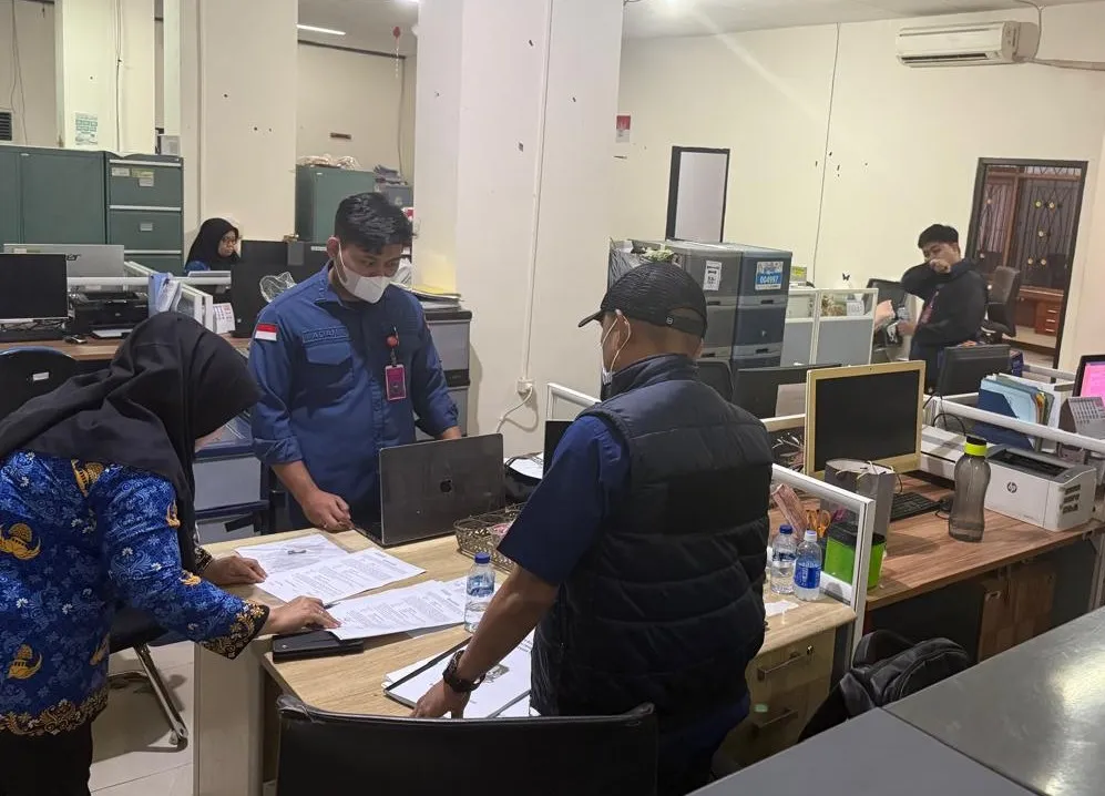 Tim Penyidik JAM PIDSUS Geledah 6 Lokasi Terkait Penyidikan KSO Pertamina EP-PT MIgas (Perseroda) Kota Bekasi