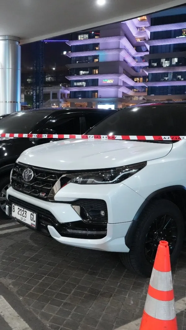 Penampakan Barang Bukti 11 Unit Mobil Perkara Perkebunan PT PSMI yang Disita Tim Penyidik JAM PIDSUS