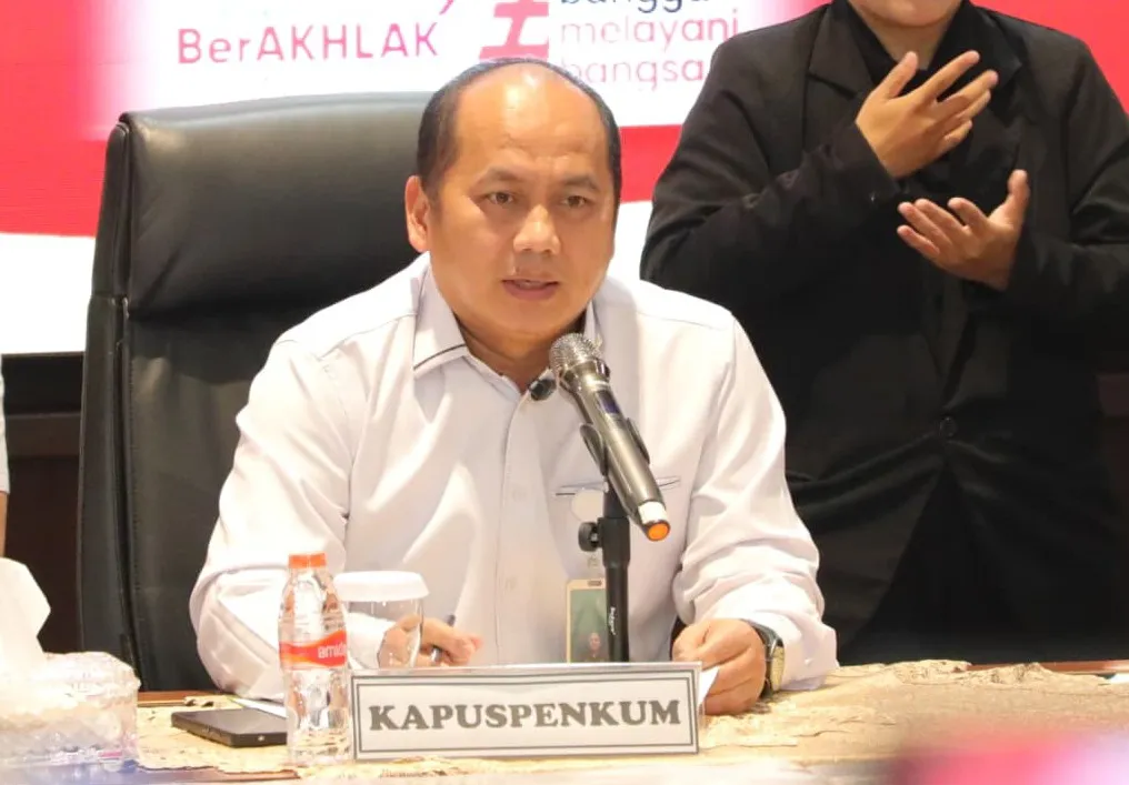 Kapuspenkum Kejagung, Anang Supriatna