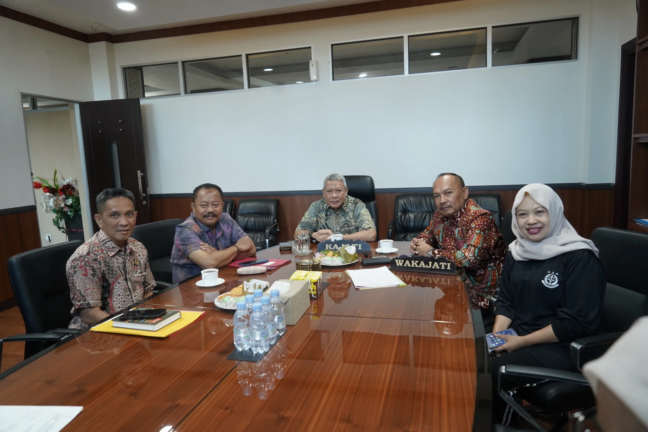 Dipicu Mobil Tak Kunjung Dicuci, Kejati Sulsel Menyetujui MKR 2 Tersangka Penganiayaan di Sinjai