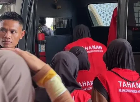 Kejari Yogyakarta Terima Pelimpahan 19 Tersangka dan Barang Bukti Perkara  Dugaan Kekerasan dan Penelantaran Anak di Daycare Little