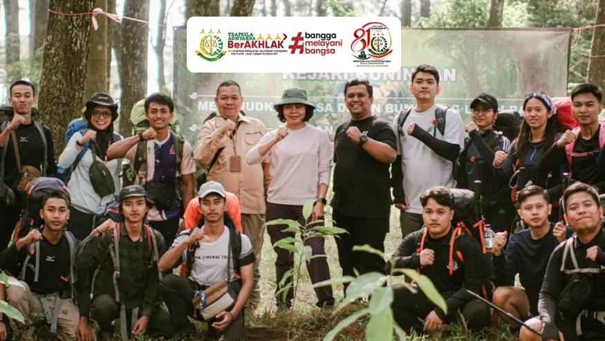 Aksi Ekspedisi Gunung Ciremai Adhyaksa Kuningan Peringati Hari Lahir Kejaksaan RI ke-81
