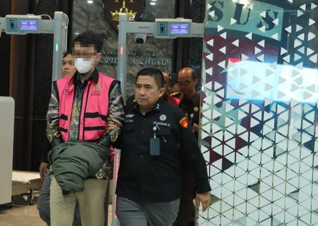 Penyidik menahan Tersangka Perkara Tambang Mineral Bukan Logam PT PMM