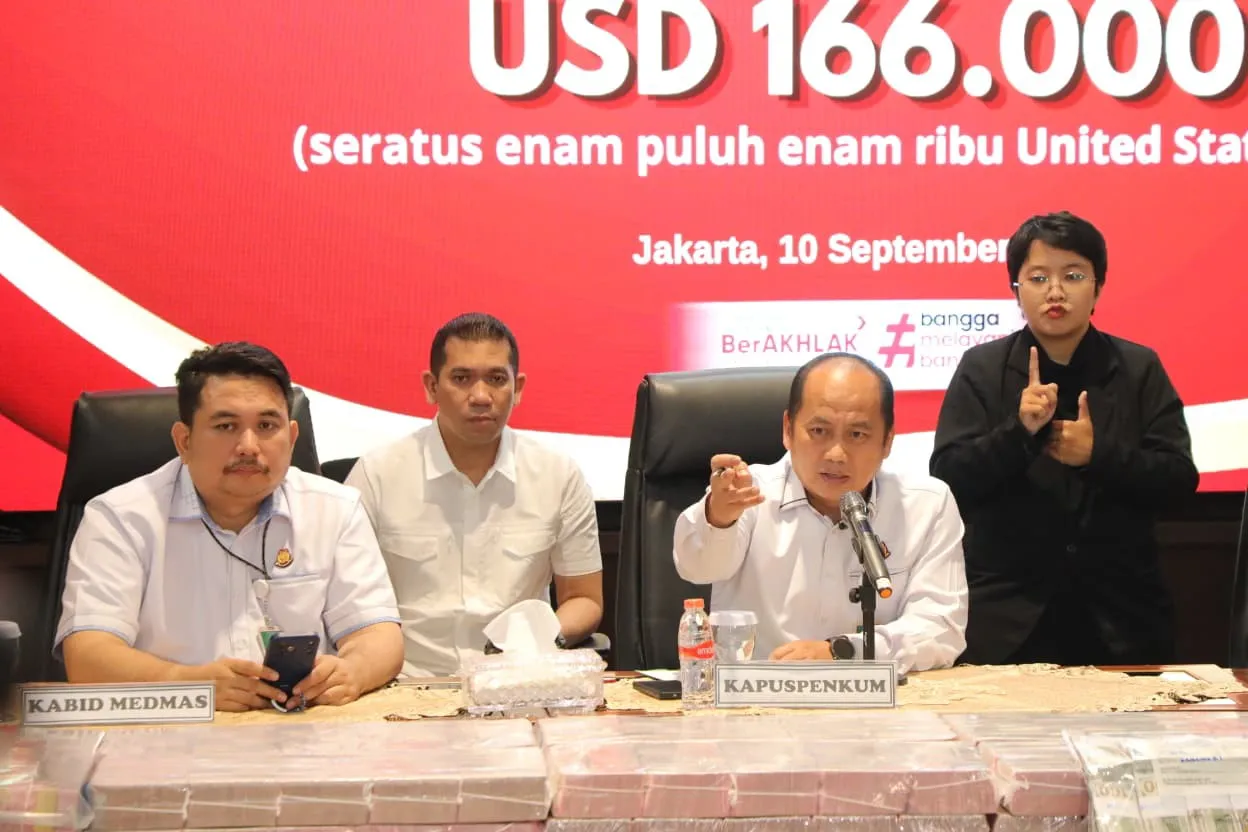 Kapuspenkum Anang Supriatna bersama jajaran Puspenkum Kejagung